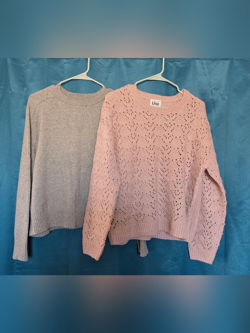 Lot 2 Sweaters Sz L / 42 Banana Republic Cotton Blend & Blue Seven Pink Knit